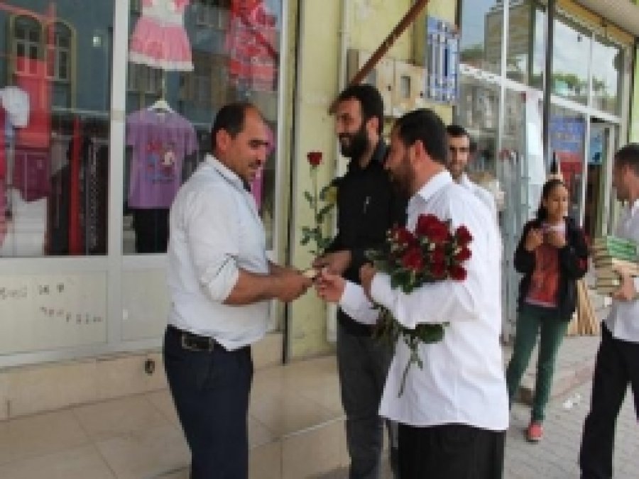 Gülbahçe'de Kur'an ve Gül İle Etkinliğe Davet