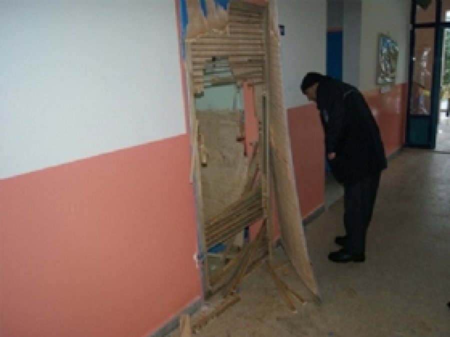 Kozluk'ta Hırsızlık Olayları Bitmek Bilmiyor
