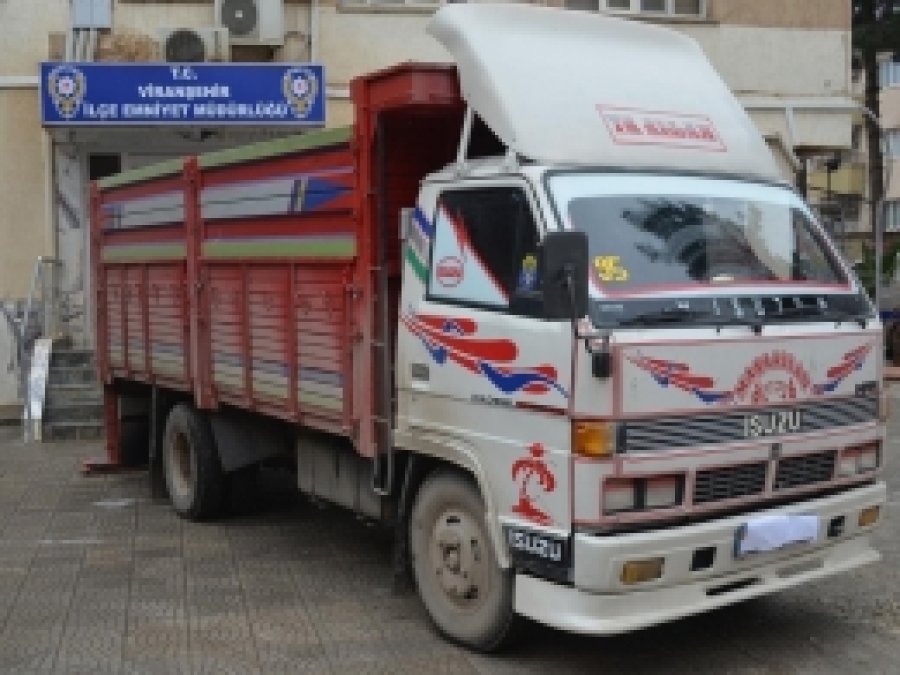 Viranşehir'de 2 Ton Kaçak Akaryakıt Ele Geçirildi    