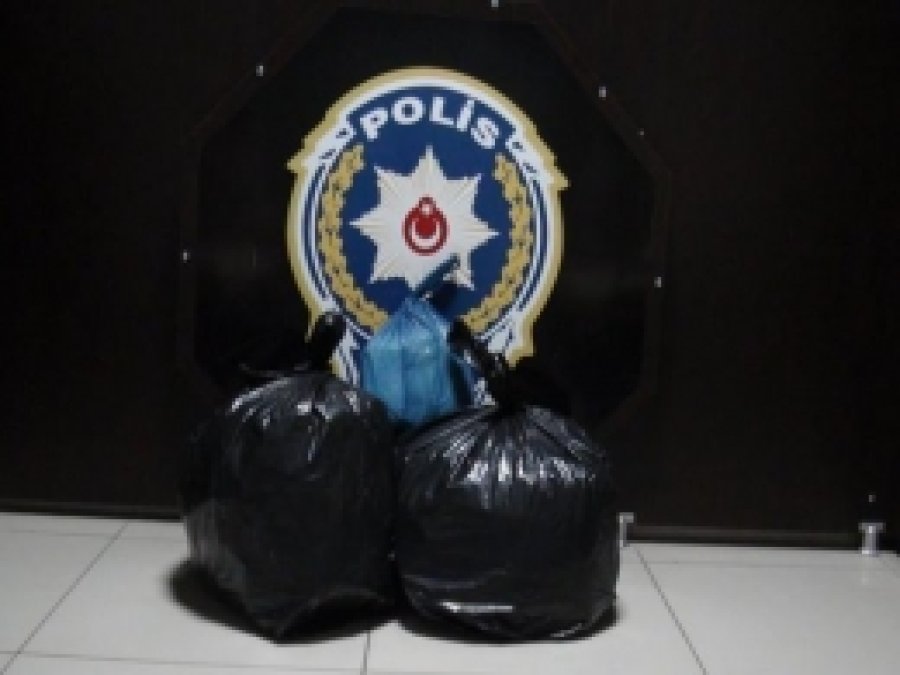 Bingöl'de 16 Kilogram Esrar Ele Geçirildi