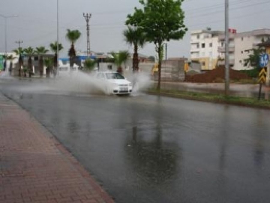 Mersinliler Yazı Kışı Bir Arada Yaşıyor 