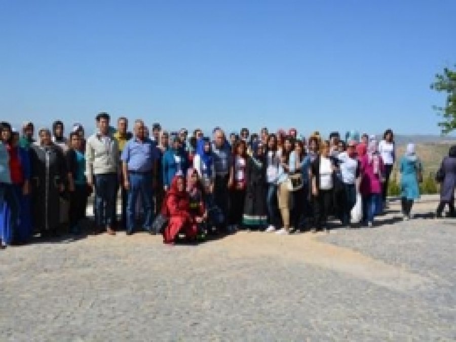 Suriyeli Öğrenciler Hasankeyf'i Gezdi