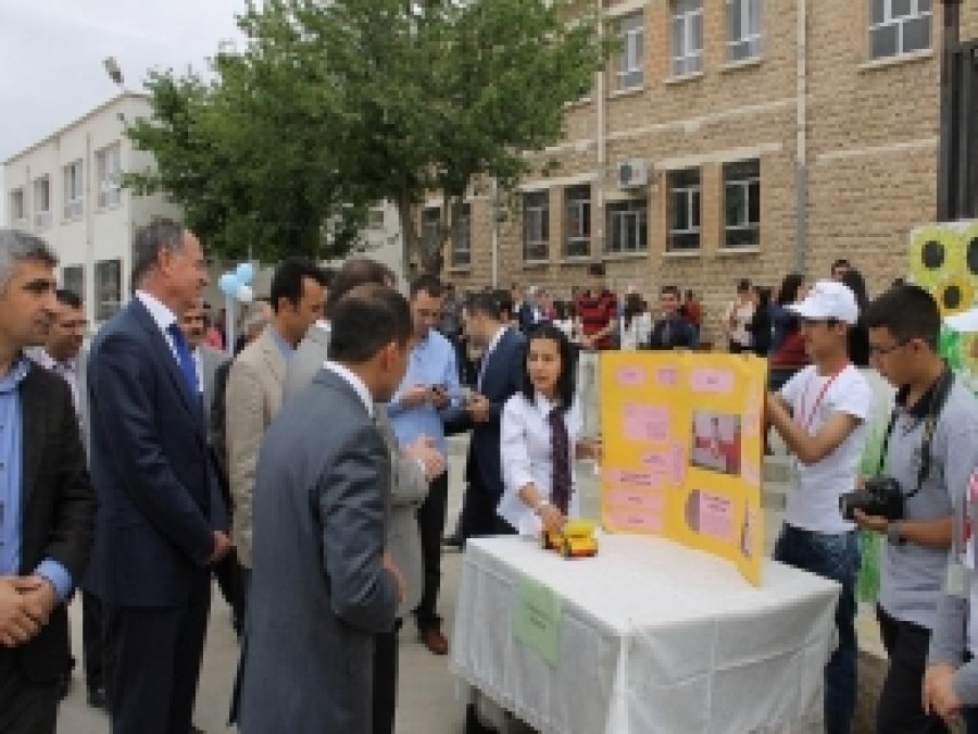 Mardin'de TÜBİTAK Bilim Fuarı Açıldı 