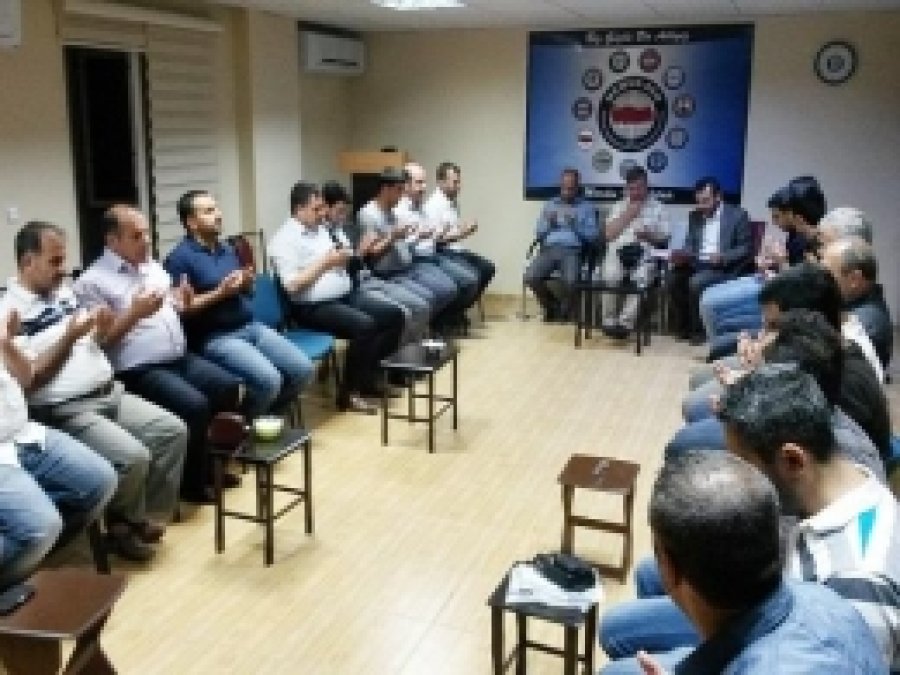 Eller Soma için Kalktı