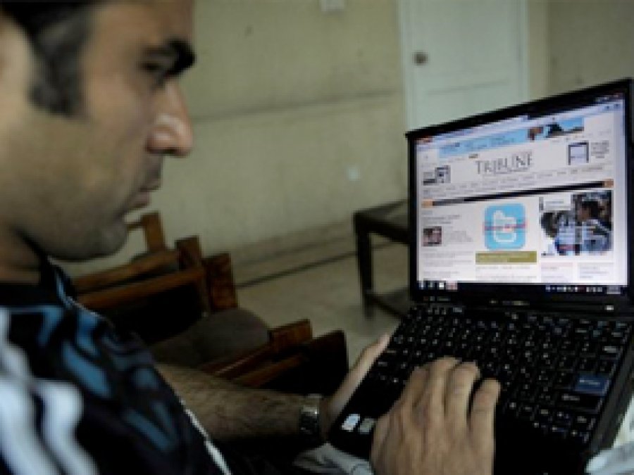 Twitter Peygamber'e Hakaret Twitlerini Silecek