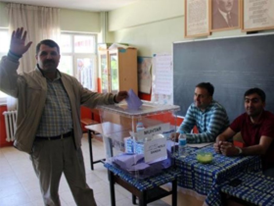 Muhtarlığı İptal Edilen Muhtar  Yeniden Seçildi 