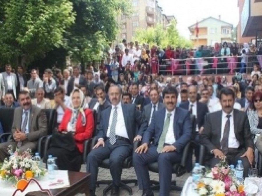 Halk Eğitim Merkezi Yılsonu Sergisi Düzenlendi