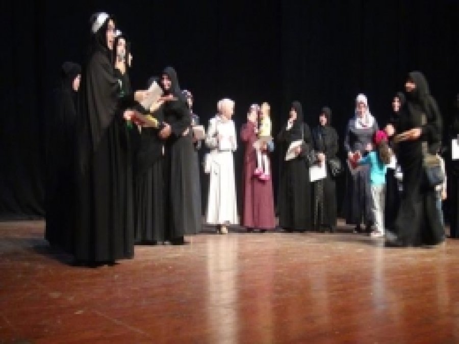Zeynep-Der'in Yetiştirdiği  8 Alime İcazet  Aldı 