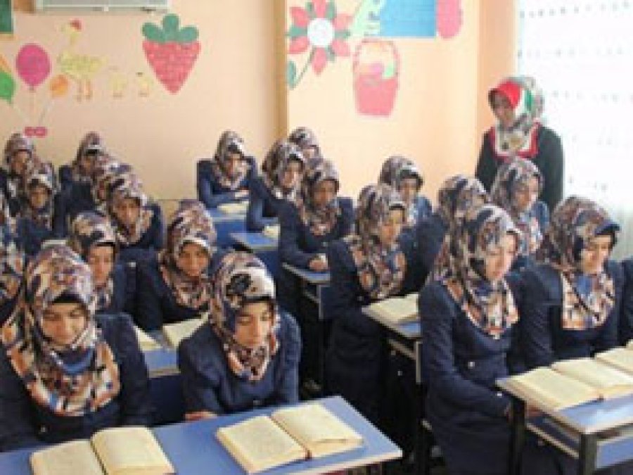 STK'lardan 'Kur'an ve Siyer Dersi Zorunlu Olsun' Çağrısı