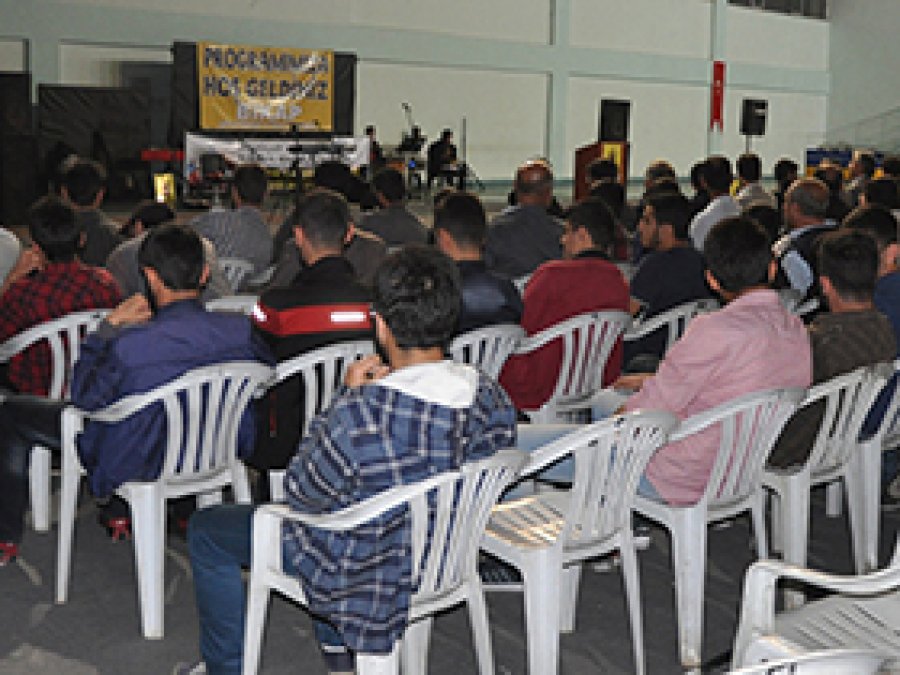 Bitlis'te Dayanışma Gecesi Düzenlendi