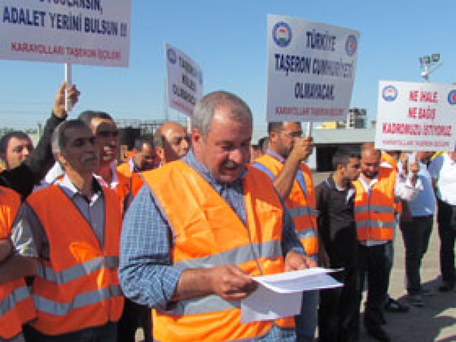 Siverek'te Taşeron İşçiler Haklarını Aradılar
