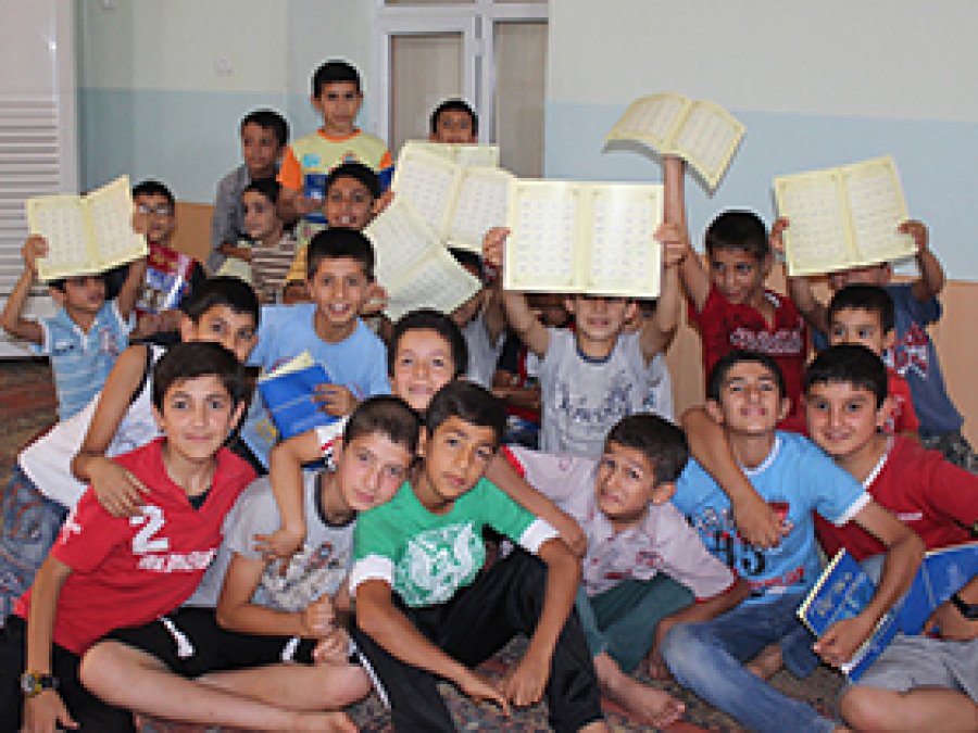 Camiler Öğrencilerle Şenlendi 