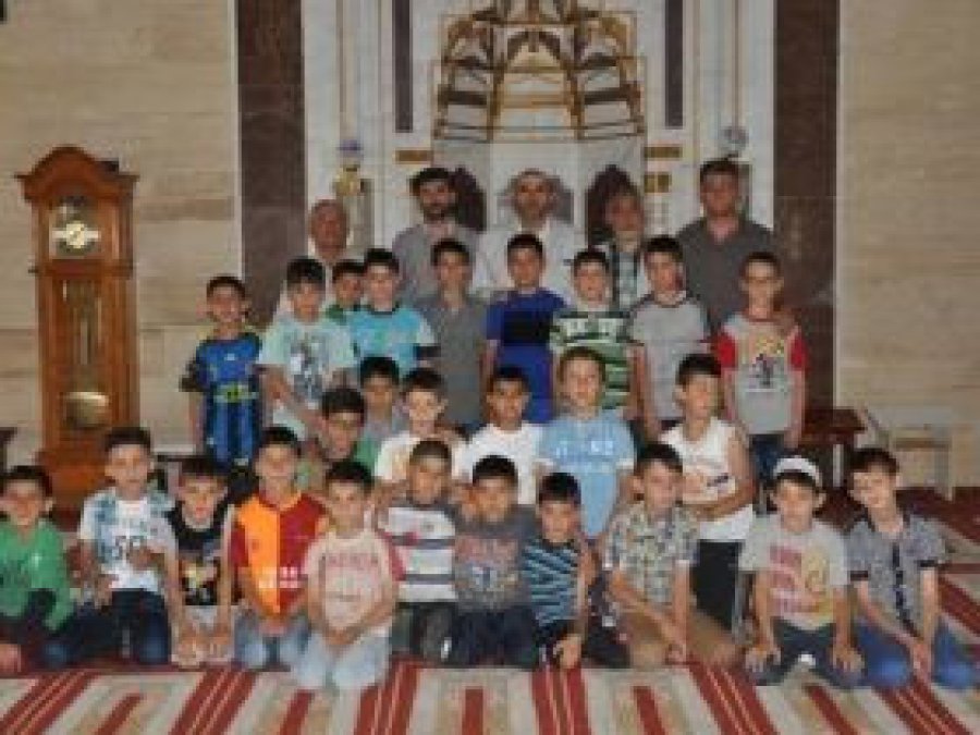 150 Vakit Namaz Kılana Tablet Bedava