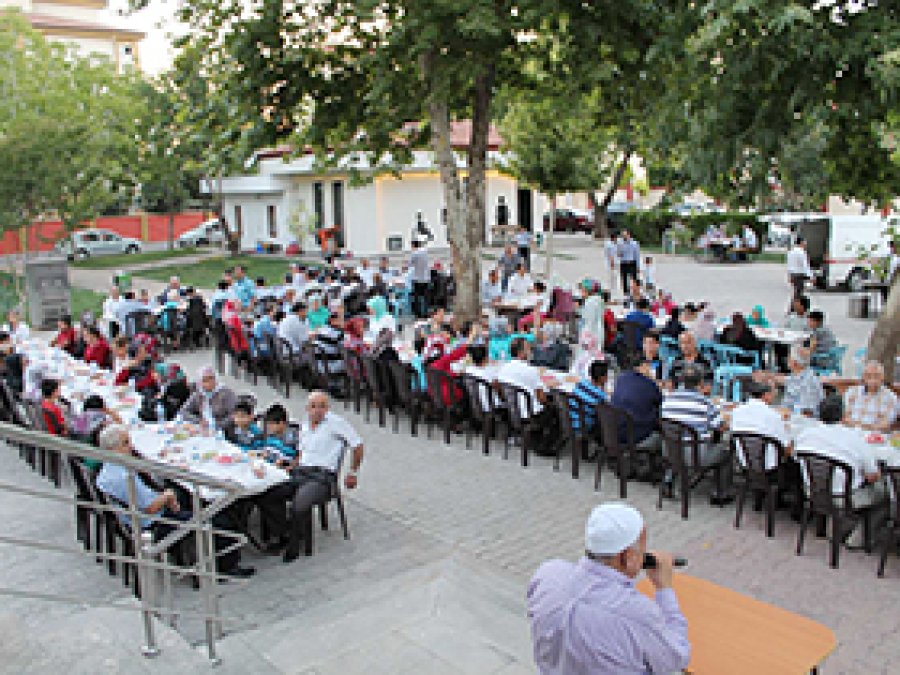 Engelli Kur'an Bülbülleri İftarda Buluştu