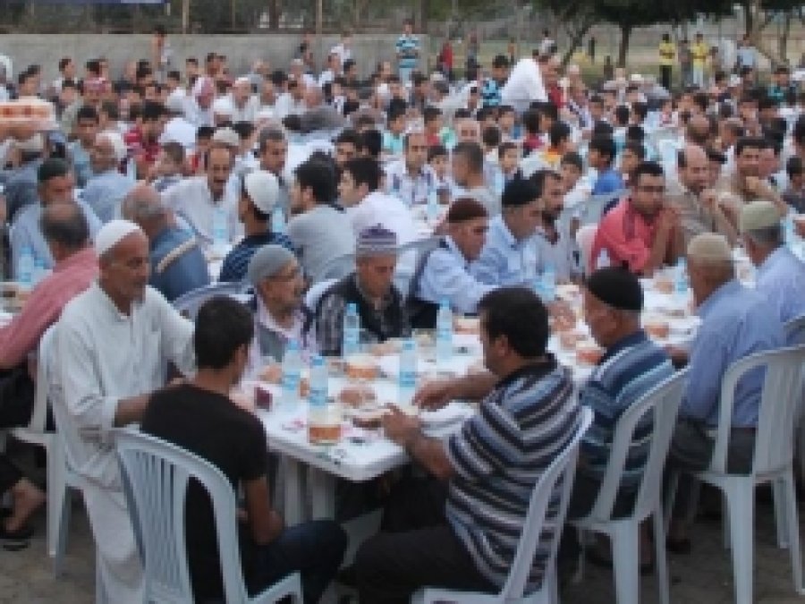 Adana'da Mahalle İftarlarına Yoğun İlgi