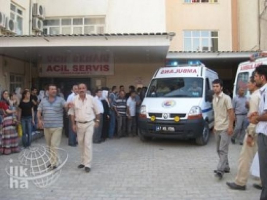 Nusaybin'de Kavga: 13 Yaralı 