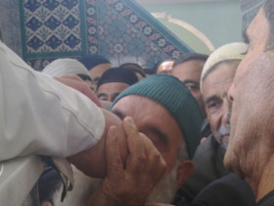 Palu'da Sakal-ı Şerif Çalındı