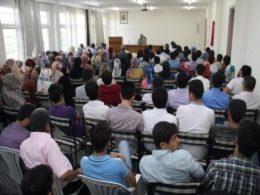 'Kalpte Kalan Bir İman, Yeterli Olmaz'