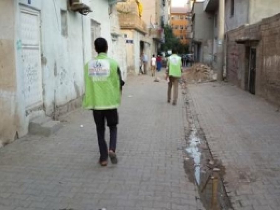İHO Ebrar Cizre'de Muhtaç Aileleri Sevindirdi  