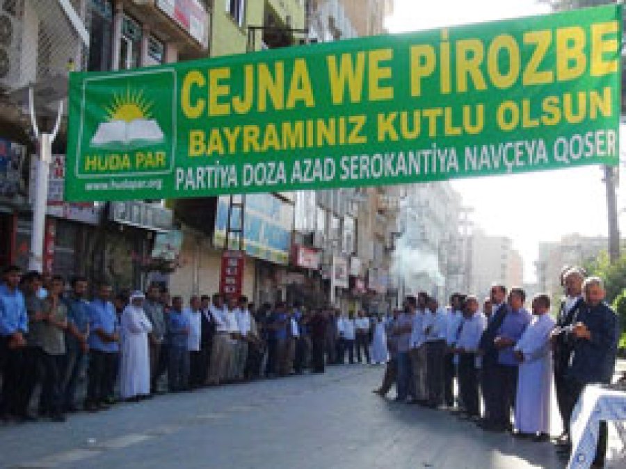 HÜDA PAR Kızıltepe Halkla Bayramlaştı