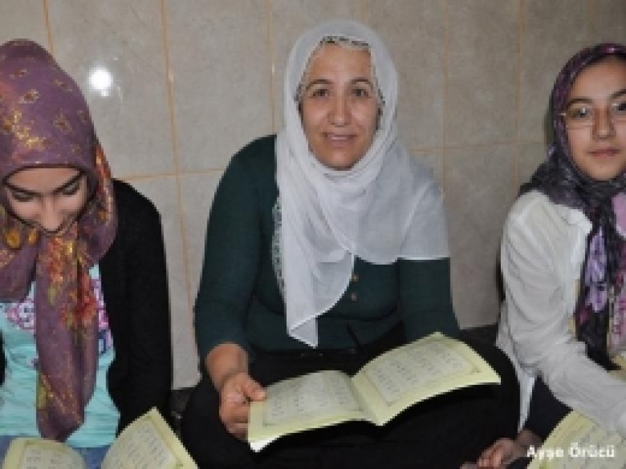 'Kur'an Kursları Her Mevsim Açık Kalsın'