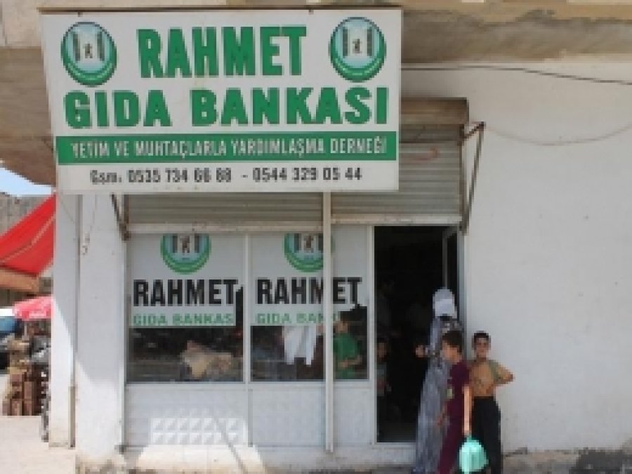 Kızıltepe'de Bin 700 Aileye Yardım