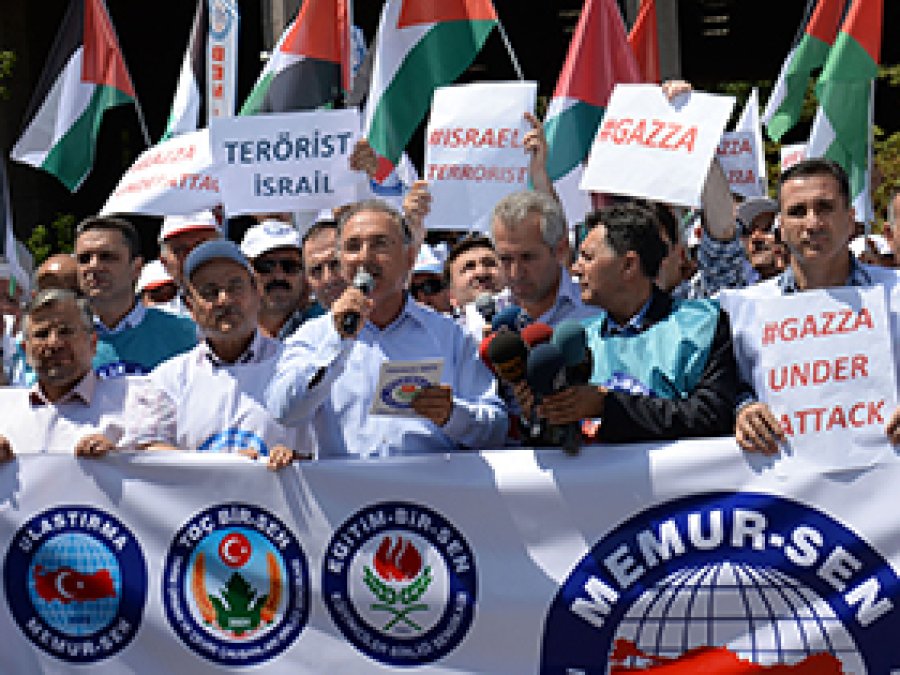 'Soykırıma Katılanlar Vatandaşlıktan Çıkarılsın'
