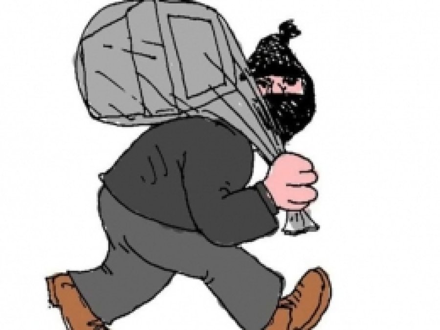 Hırsızlar Okullara Dadandı 