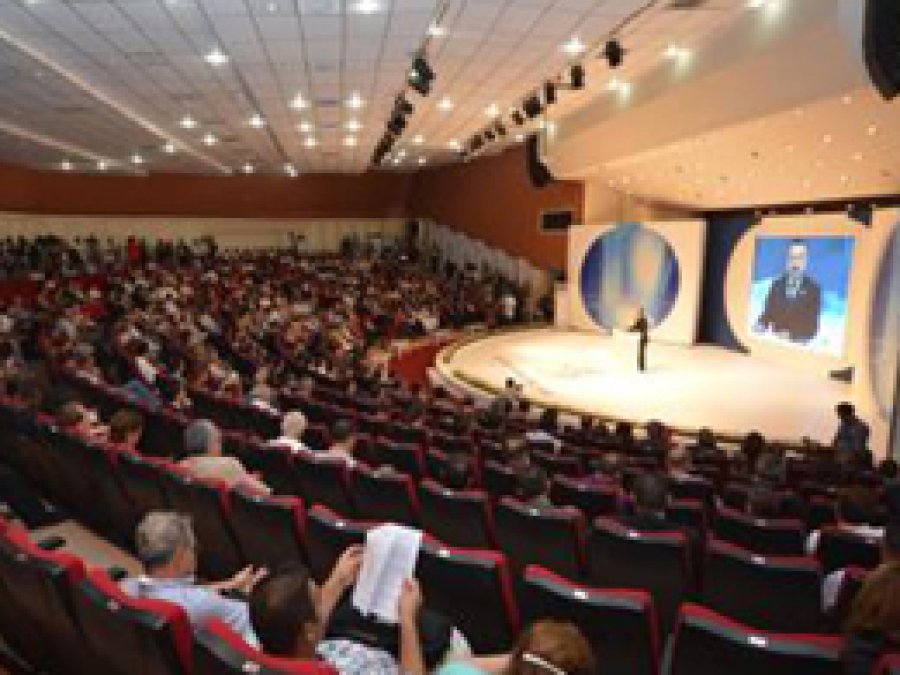 İzmir Enternasyonal Fuarı Açıldı 