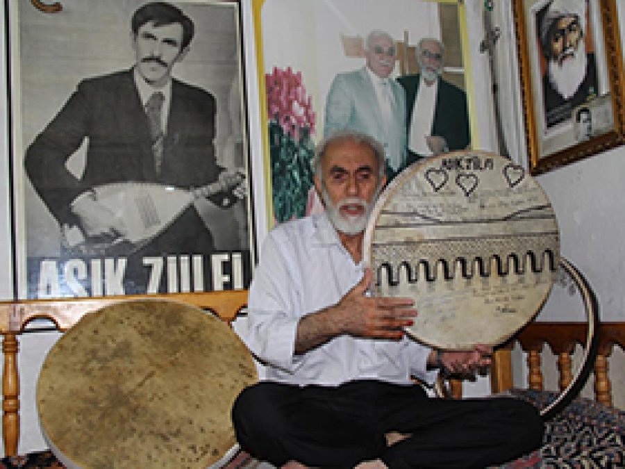 Farklı Kültürlerin Ortak Çalgısı 'Arbane'