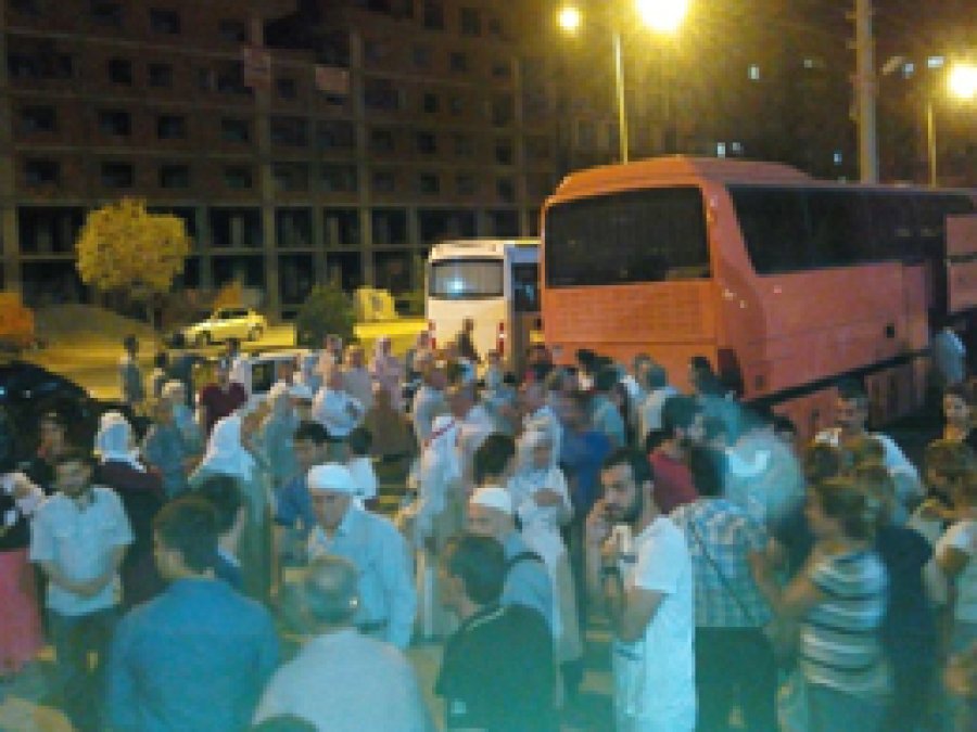Son Hacı Kafilesi Dualarla Uğurlandı