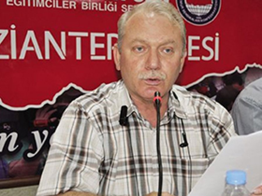 'Antep Eğitime Sıkıntılı Başlıyor'