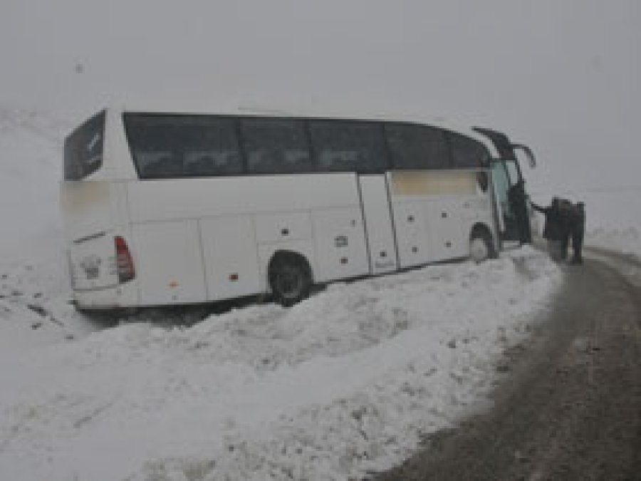 20 yolcu ölümden döndü