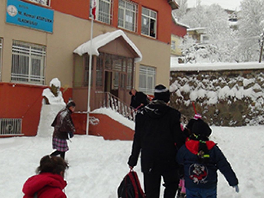 Yarın birçok ilde okullar tatil