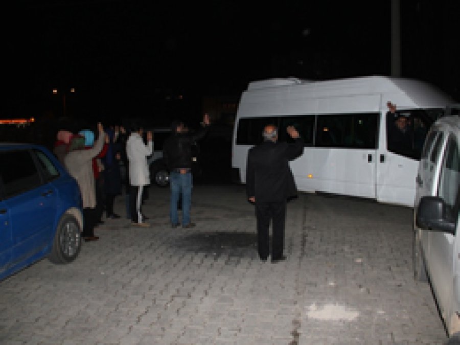 Midyat Eğitim Bir Sen üyeleri umreye uğurlandı