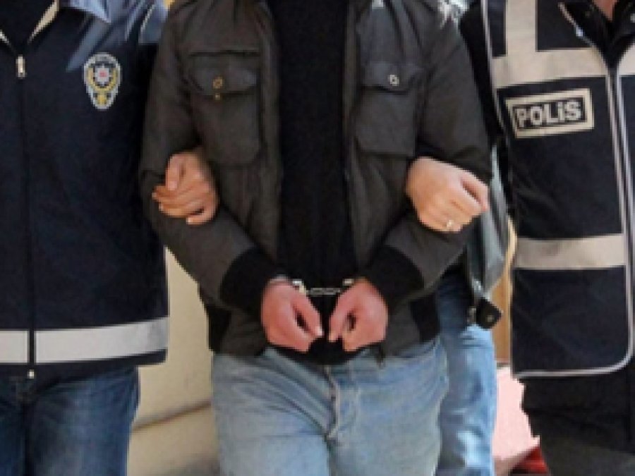 Yol kesen 2 DBP ilçe başkanı tutuklandı