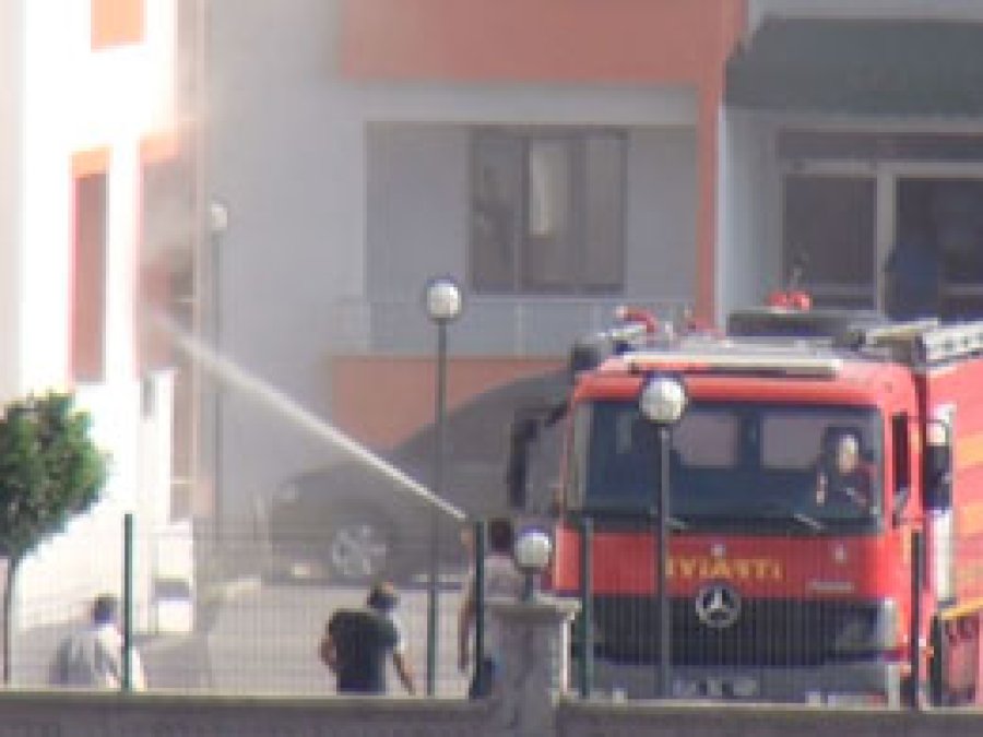 Diyarbakır'da bir ev kullanılamaz hale geldi