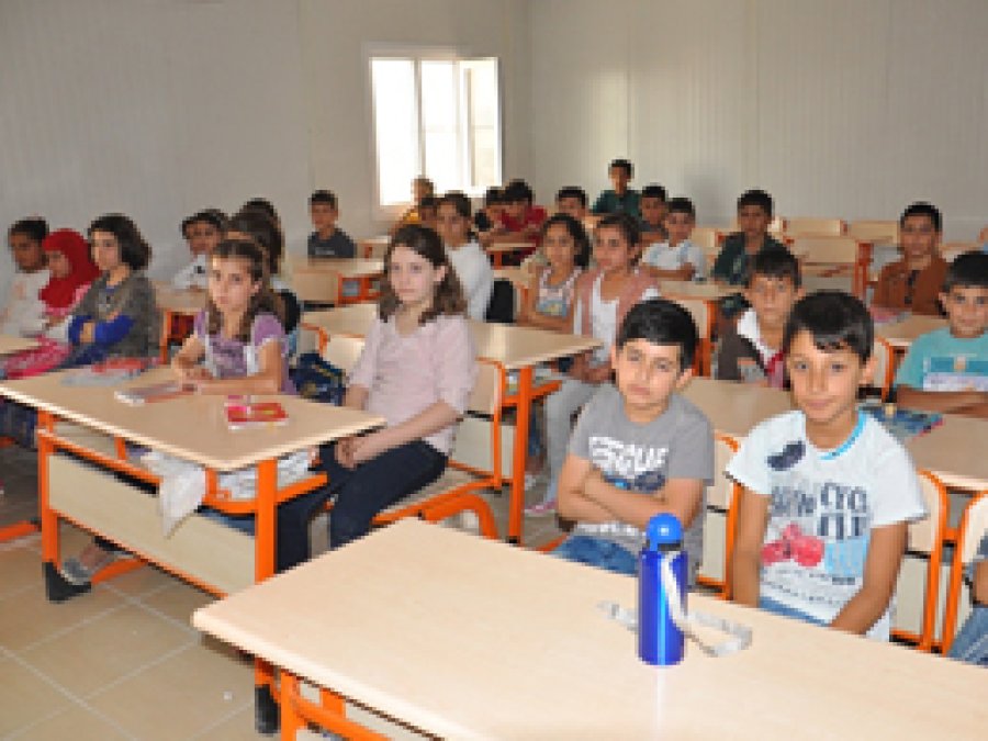 Batman'da Suriyelilerin eğitimi sıkıntılarla başladı