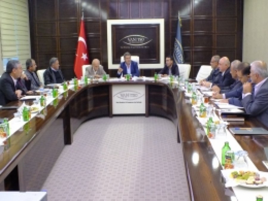 Kapıköy Gümrük Kapısının açılması istendi