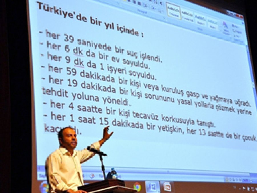 Batman'da Değerler Eğitimi İrfani Temeller konferansı
