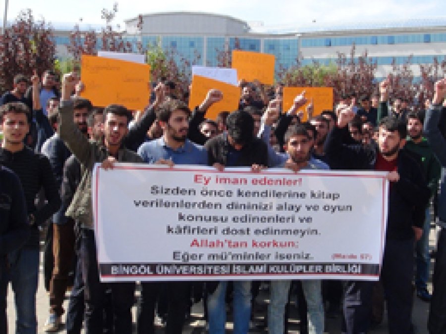 Öğrencilerden DBP'li belediyeye tepki