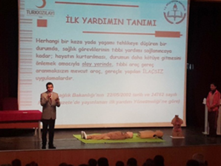 Bingöl'de okul servis şoförlerine eğitim verildi