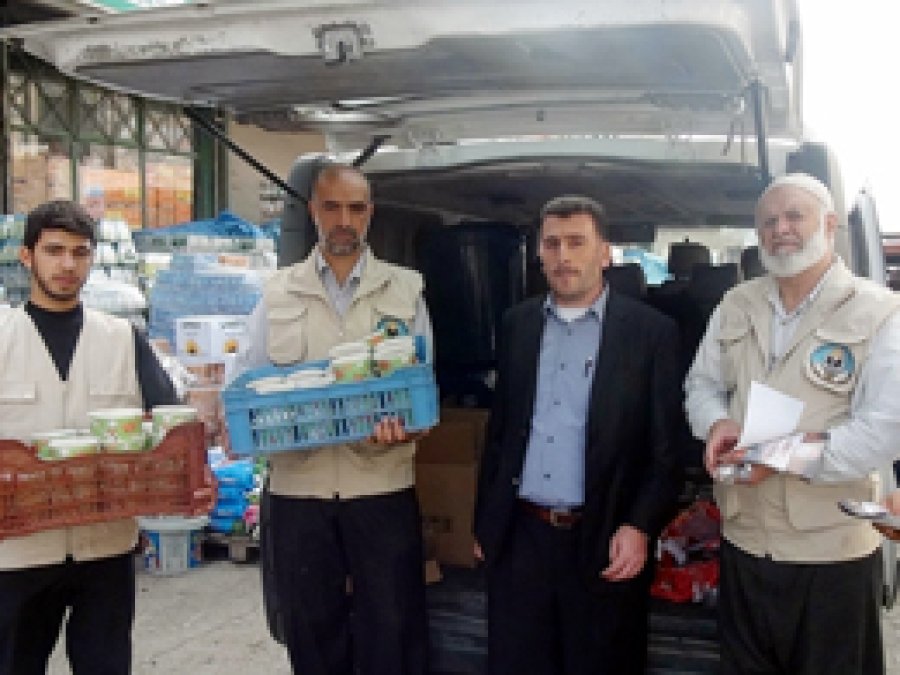 Peygamber Sevdalıları Gaziantep'te aşure dağıttı