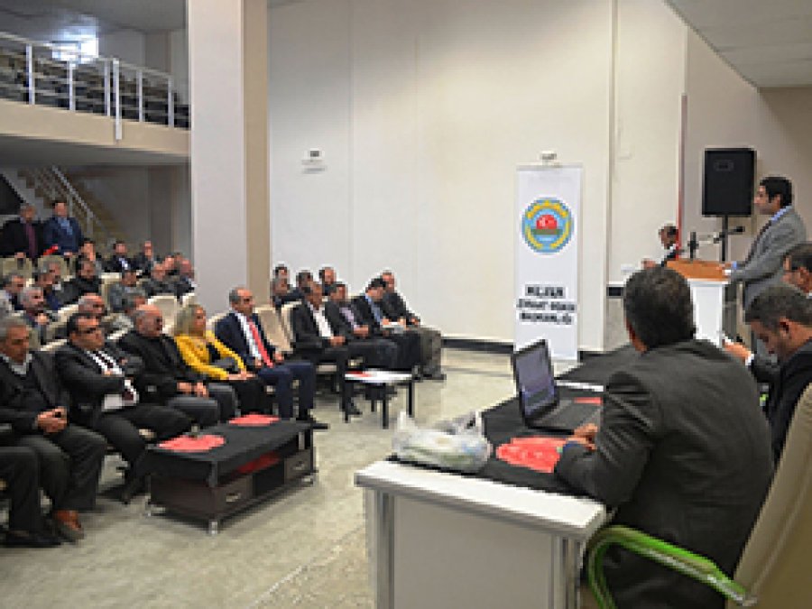 Hilvan'da ağaçlandırma konferansı verildi