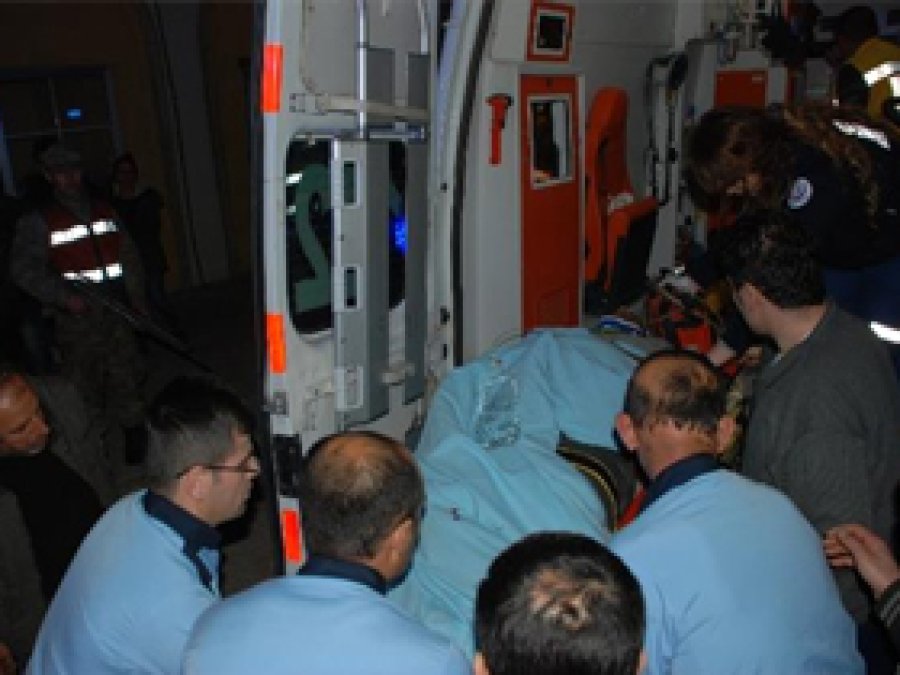 Dargeçit'te silahlı saldırı: 3 yaralı