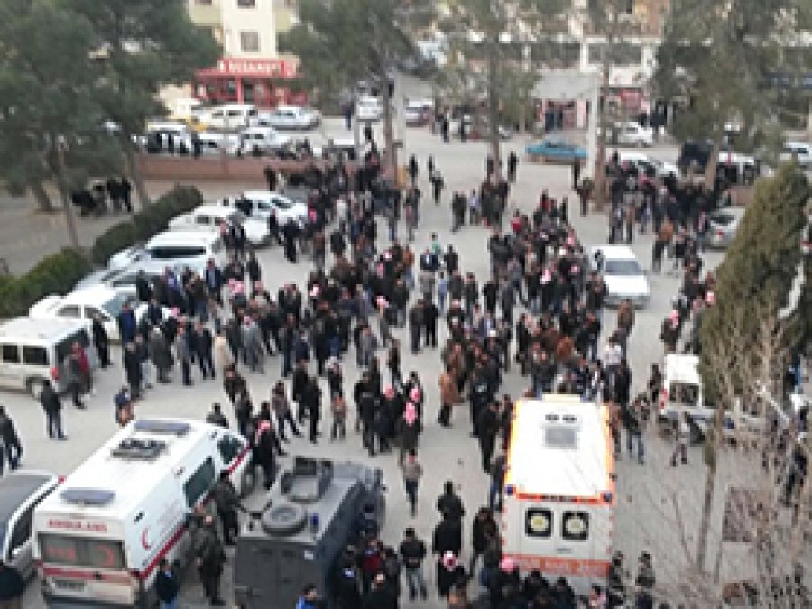 Askerin açtığı ateşle yaralanan şahıs öldü