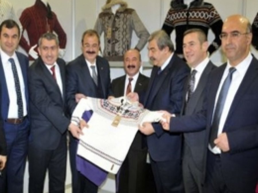 Gaziantep'te 4'üncü PENTEX fuarı açıldı