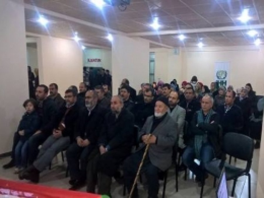 İmam Hatip öğrencileri şehitleri andı