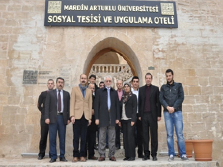 Rektör Ağırakça'dan tam not aldılar