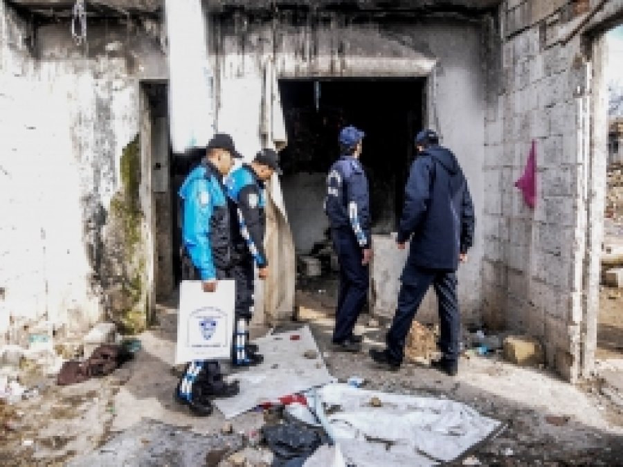 Gaziantep'te metruk yapılar denetlendi